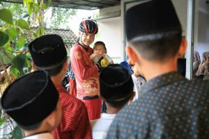 Ganjar Ngabuburit Sambil Berbagi Kebahagiaan dengan Anak Panti Asuhan di Bangetayu