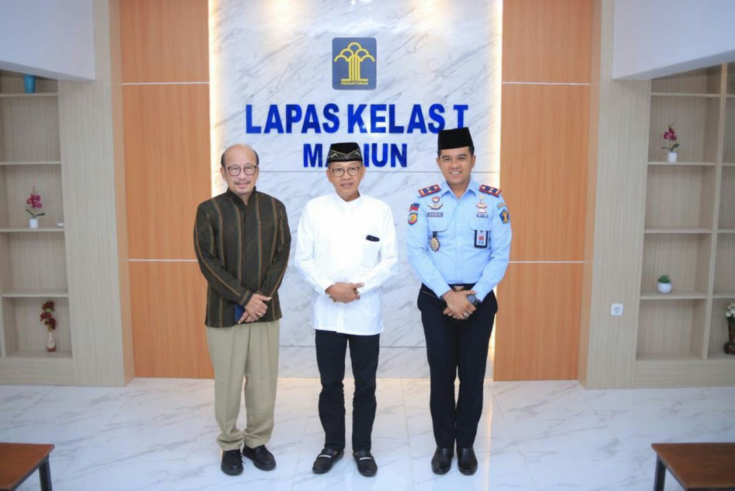 Kakanwil Kemenkumham Jatim Resmikan Empat Sarana Layanan Publik Baru di Lapas I Madiun