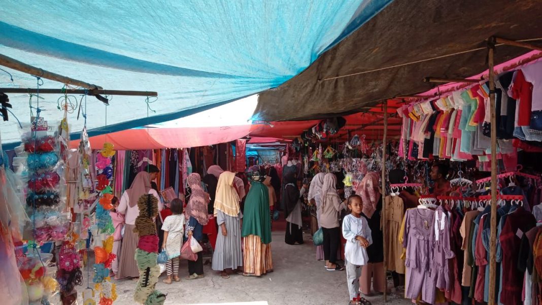 Daya Beli Masyarakat Dihari Pekan Gampong Tengoh Meningkat