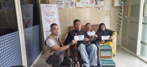 Salurkan Paket Sembako Berkah, Sinergi BPRS Baktimakmur Indah dan Laznas 
BMH 