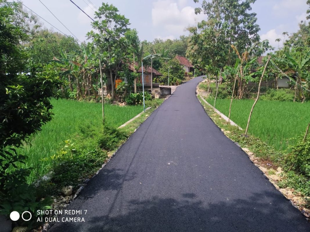 Dari Program BKD Bojonegoro, Jalan Poros Desa Mediyunan Nglenyer