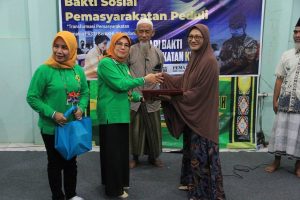 Tebar Berkah Lewat Bakti Sosial
