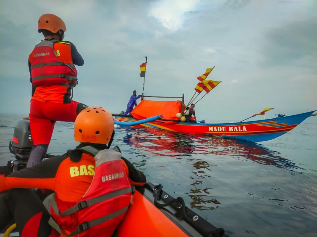 Pantai Selatan Kebumen Telan 3 Korban, Basarnas Cilacap Lakukan Pencarian