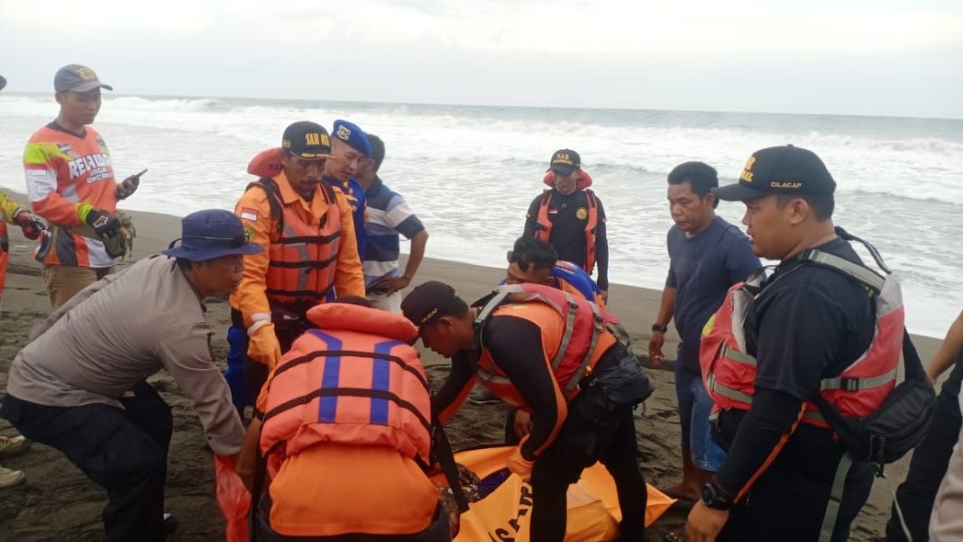 Pencarian Wisatawan di Pantai Selatan Kebumen, 2 Ditemukan, 1 Masih Dicari