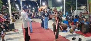 Komunitas Rembug Budaya Malowopati FM Gelar Bazar Dan Beksan Langen Tayub