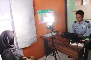 Jemput Bola, Imigrasi Cilacap Buka Layanan Eazy Passport di Kebumen 