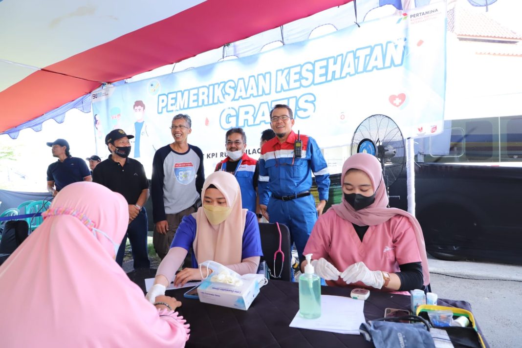 WhatsApp Image 2023-05-24 at 15.32.30 Pemeriksaan gratis bagi warga di sekitar Area 70 Kilang Cilacap. (Foto: Dok KPI RU IV Cilacap)