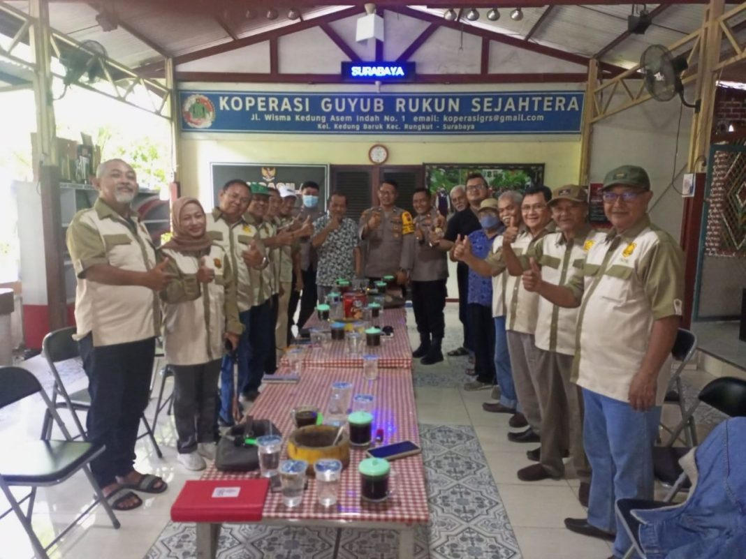 Kapolsek Pantau Langsung Kegiatan Polisi RW di wilayah Rungkut