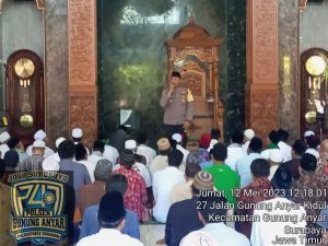 Jumat Curhat Polsek Gunung Anyar Sebagai Penyambung Aspirasi Warga