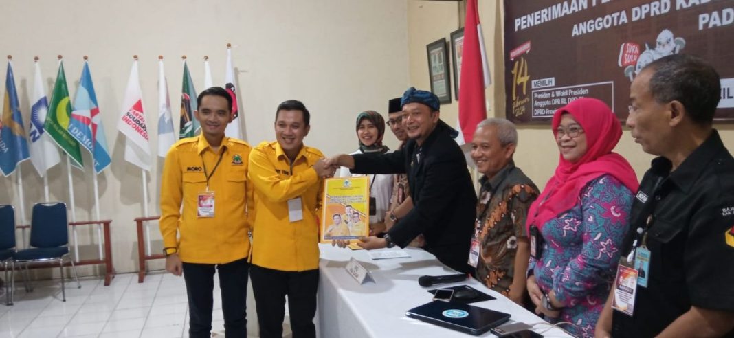 Partai Golkar Daftarkan 50 Bacalegnya, Tatto: Jabatan Saya Tanpa Batas