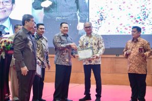 Ketua MPR RI Bamsoet Terima Lawatan Obor Paskah Nasional XIX dan Menghimbau Umat Kristiani Jaga Persatuan di Tahun Politik