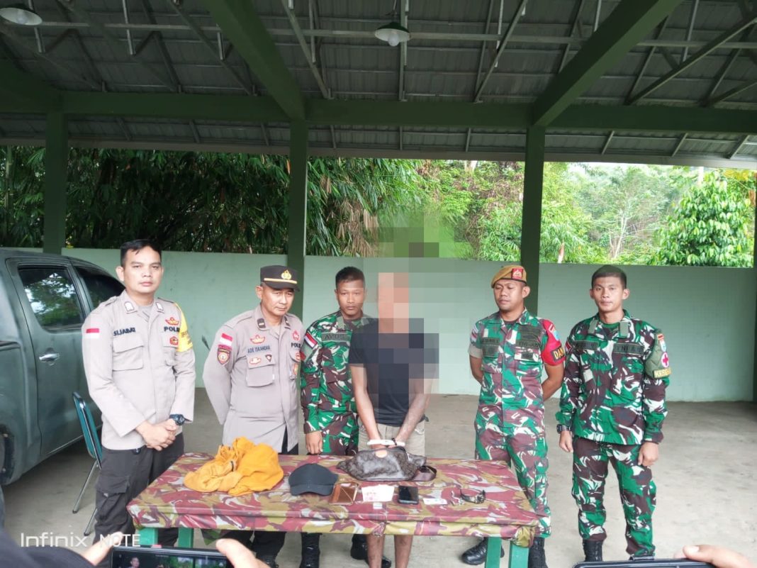 WhatsApp Image 2023-06-15 at 15.27.49 Kedapatan Bawa Sabu, Satgas Yonarmed 16/TK Amankan WNA Asal Malaysia