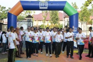 

Semarak HUT Bhayangkara Ke-77, Polda Kalbar Gelar Fun Run Libatkan Disabilitas
