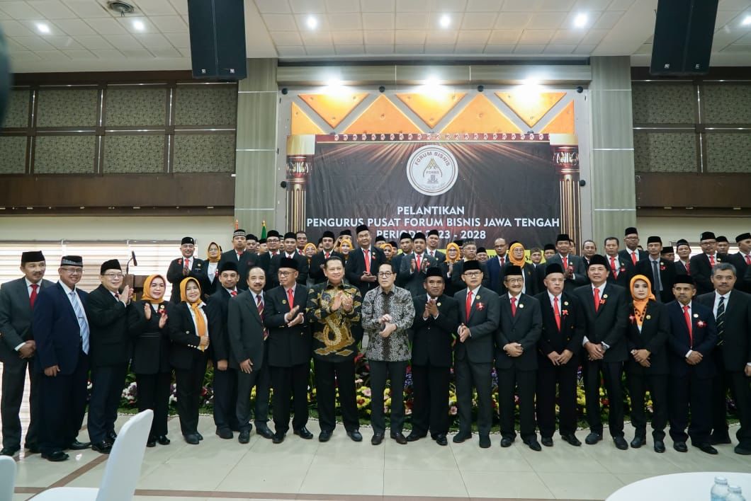 WhatsApp Image 2023-06-25 at 22.43.25 Ketua MPR RI Bamsoet Lantik Pengurus Pusat Forum Bisnis Jawa Tengah