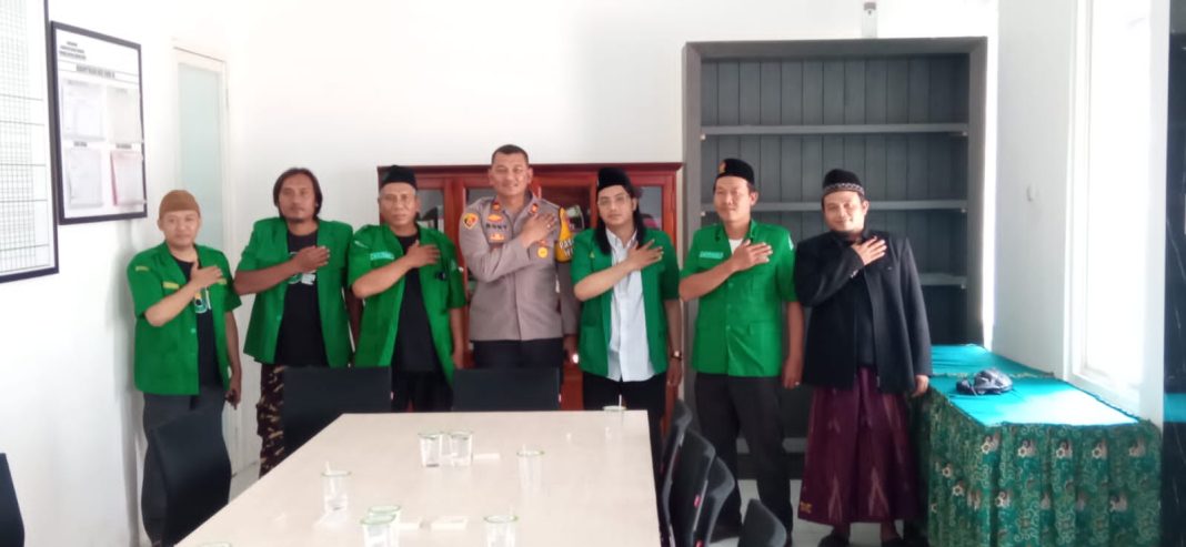 Audiensi dan Silaturahmi Kapolsek Gunung Anyar dan GP Ansor Ranting Gunung Anyar