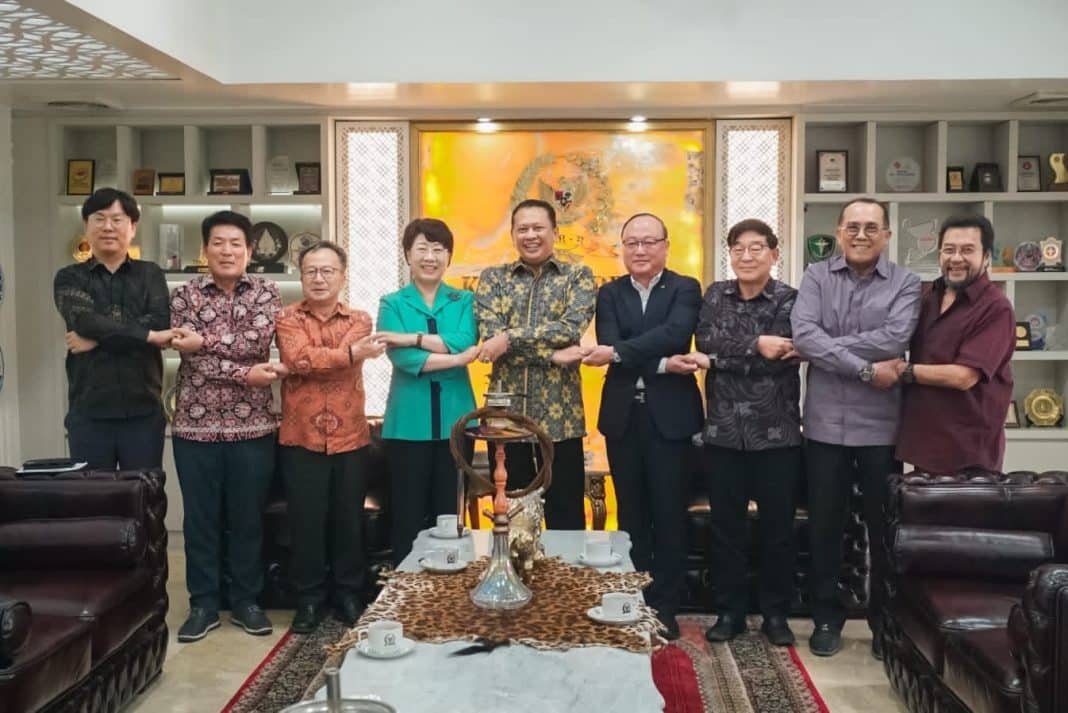 Terima Wakil Gubernur Gyeongsangbuk-do Korsel, Ketua MPR RI Bamsoet Dukung Kerjasama Pertukaran Pelajar Indonesia-Korea