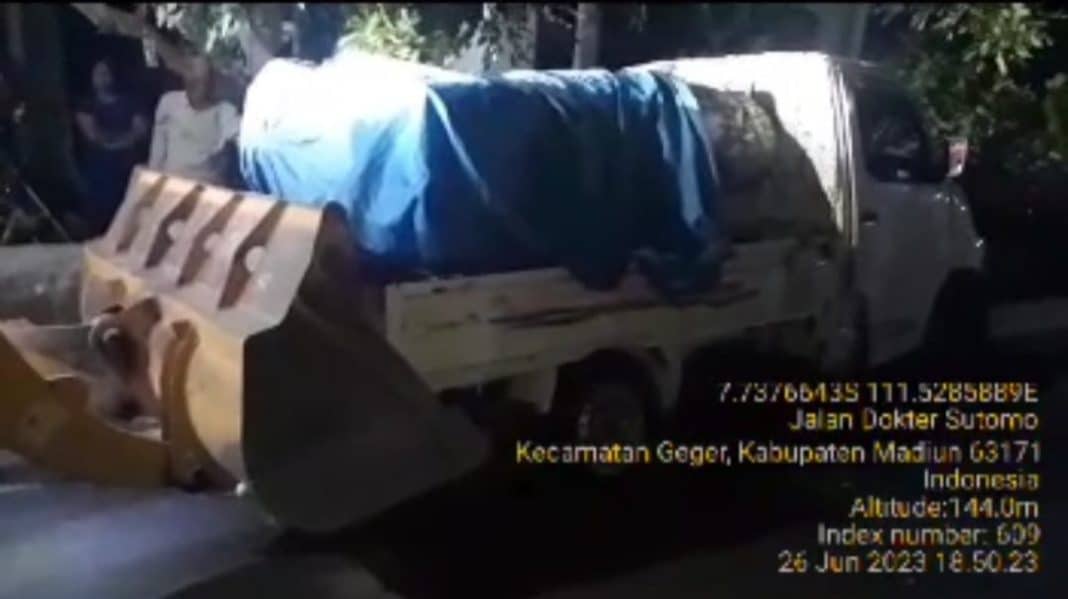 Oknum Kepala Desa di Ngawi Ditangkap Karena Pembalakan Liar