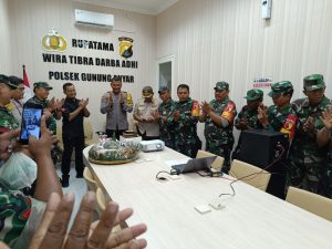 Rayakan HUT Bhayangkara ke 77 Tiga Pilar Datangi Polsek Gunung Anyar