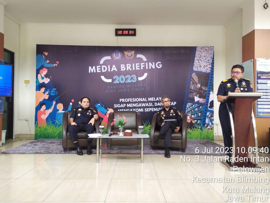 Kawal Kinerja, Bea Cukai Jatim II Temu Media dalam Acara Media Briefing (Foto: Khoirul Aziz)