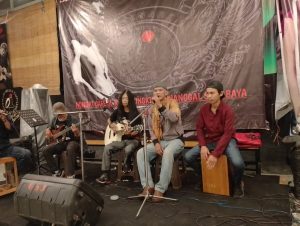 Fals Night Dan Silaturahmi Oi Di Surabaya