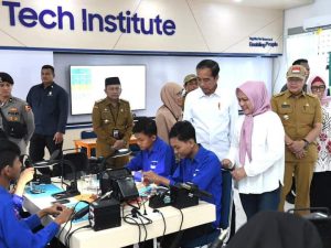 Presiden Jokowi Apresiasi Penerapan Kebijakan "Link and Match" Antara SMK dan Dunia Industri