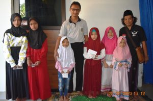 Lebaran Anak Yatim, Munfiq JPZIS NU Beres Menyantuni Anak Yatim di 10 Muharam 1445 H
Banyumas