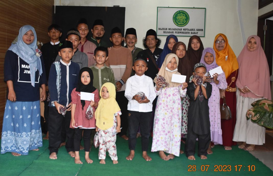 Lebaran Anak Yatim, Munfiq JPZIS NU Beres Menyantuni Anak Yatim di 10 Muharam 1445 H Banyumas