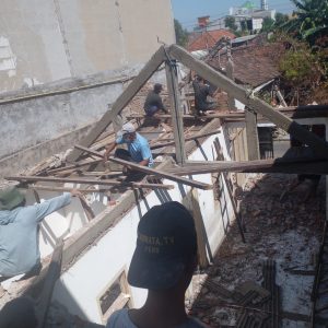 Harmonisasi Kerja Bakti LDII PAC Rungkut Dalam Pembangunan Masjid