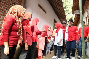 Bupati Tiwi Resmikan Pendopo Adiguna dan Gedung Pelayanan Desa Karangpetir