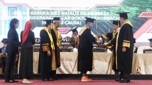 Sekjen Kemenkumham Raih Gelar Kehormatan Doktor Honoris Causa Dari Unesa