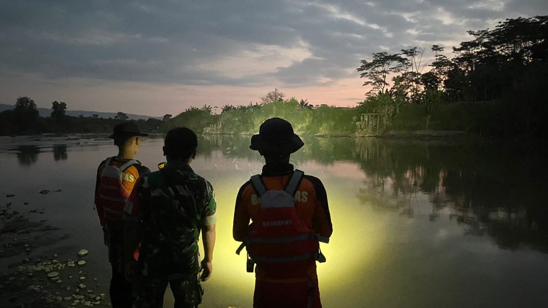 WhatsApp Image 2023-08-15 at 12.48.01 Pencarian Hari Kedua, Keberadaan Adi Nugroho Belum Diketahui