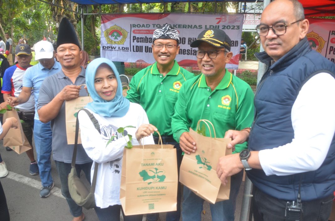 Road to Rakernas, LDII Jatim Bagikan 5.000 Bibit Tanaman