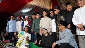 Ketum Grib Jaya H. Hercules RM Hadiri Acara Kliwonan di Pekalongan dan Milad Ke 11 Ponpes Ora Aji di Di Yogyakarta