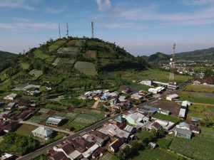 Adventure Indonesia Serang Cycling di Ais Bangga Resto & Cafe Purbalingga