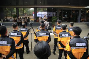 Humas Polri Gelar Pasukan Kesiapan Satgas Humas Dalam Pengamanan Pemilu 2024