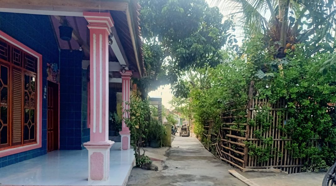 Kegiatan Pekerjaan Rabat Shenset Yang Sumber Anggarannya Dari Bankeu Provinsi, Disambut Baik Oleh Warga Banjarharjo