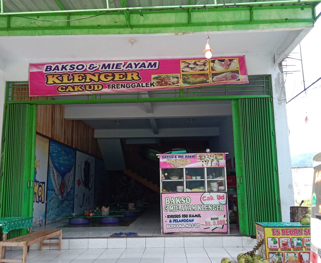 Khusus Ibu Hamil cukup 3000 perak Makan Bakso disini