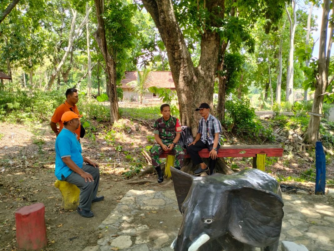Melalui Komsos, Babinsa Ciptakan Keakraban di Wilayah Binaan