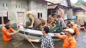 Bupati Musi Rawas Tinjau Langsung Korban Bencana Banjir di Desa Muara Megang Kecamatan Megang Sakti