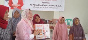 Anggota DPR RI, Hj. Paramita Widya Kusuma SE, MM F PDI Perjuangan Serah Terima Bantuan AML Alat Masak Berbasis Listrik