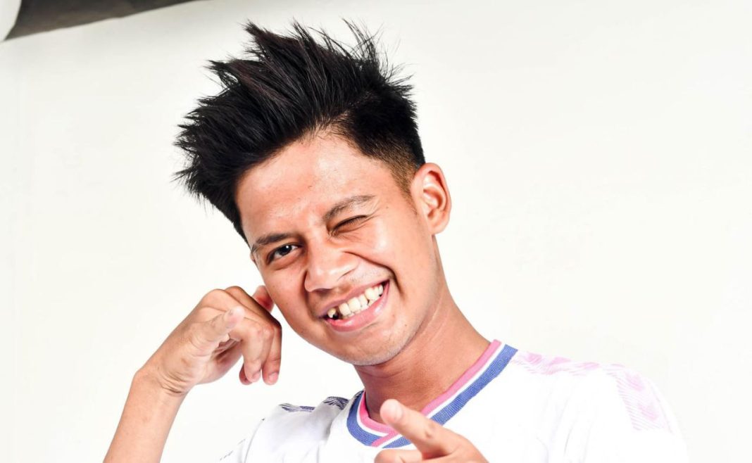 Profil MasHazard Content Creator Asal Bandung