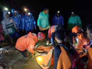 Arus Deras Tenggelamkan Seorang Pria di Sungai Cikura Brebes