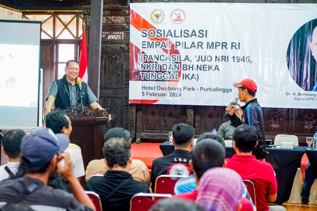 Sosialisasi Empat Pilar MPR RI Bersama Ojol dan Driver Online Purbalingga, Ketua MPR RI Bamsoet Desak Gubernur Jateng Tetapkan Tarif Batas Atas dan Bawah Transportasi Online Secara Berkeadilan