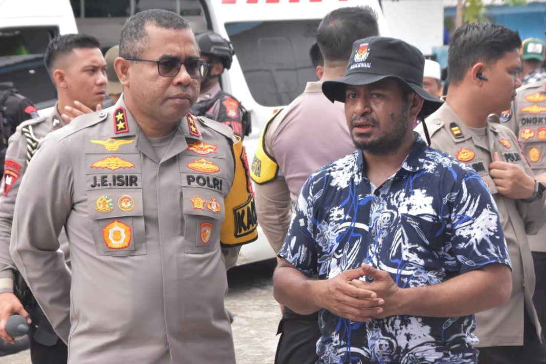 Kapolda Papua Barat Cek Jalannya PSU di Beberapa TPS di Manokwari