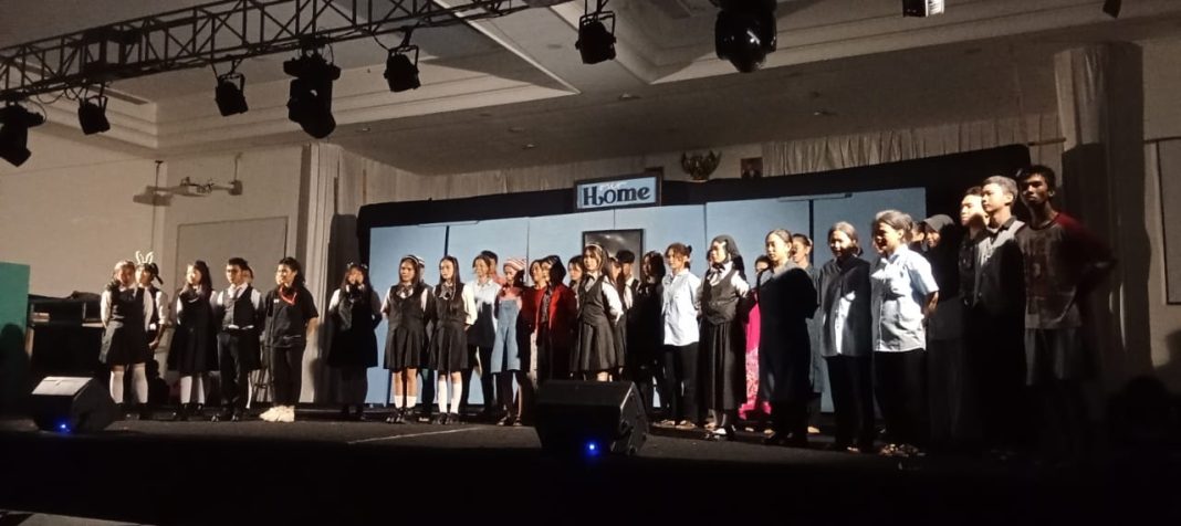 Luar Biasa! Pagelaran Kabaret Our Home Berlangsung Dengan Meriah Dan Dihadiri Oleh 4000 Penonton