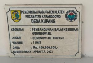 Prasasti Penanda Informasi di Bangunnya Balai Kesenian Gunung Wijil 