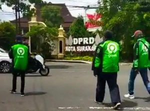 Dok Aksi rekan rekan ojol saat menghadap DPRD Surakarta, terkait payung hukum Ojol.