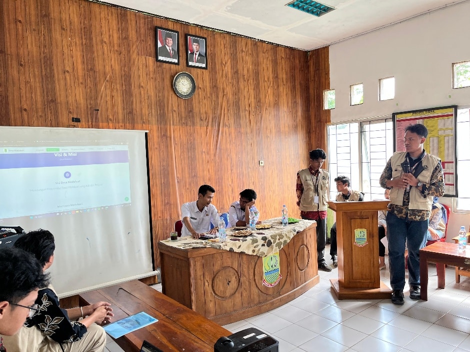 Mahasiswa KKN UNSIKA Sukses Luncurkan Website Desa Medalsari untuk Dorong Digitalisasi dan Promosi Potensi Lokal