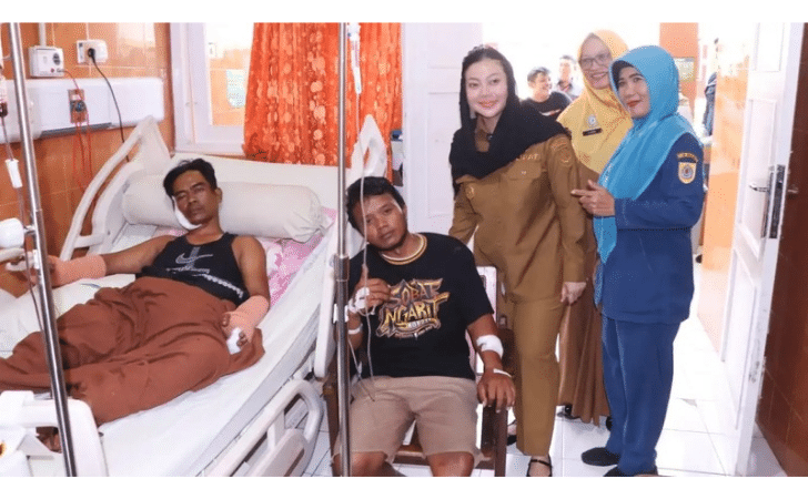 Bupati Brebes Tambah Armada Kesehatan, RSUD & Puskesmas Dapat Ambulans Baru
