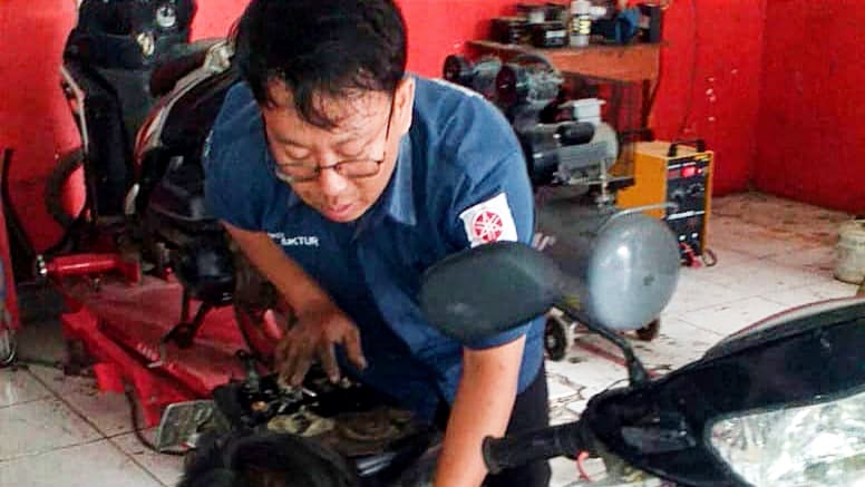 Gelar Servis Gratis, SMK Muhammadiyah 1 Bumiayu, Peduli Korban Banjir Bandang